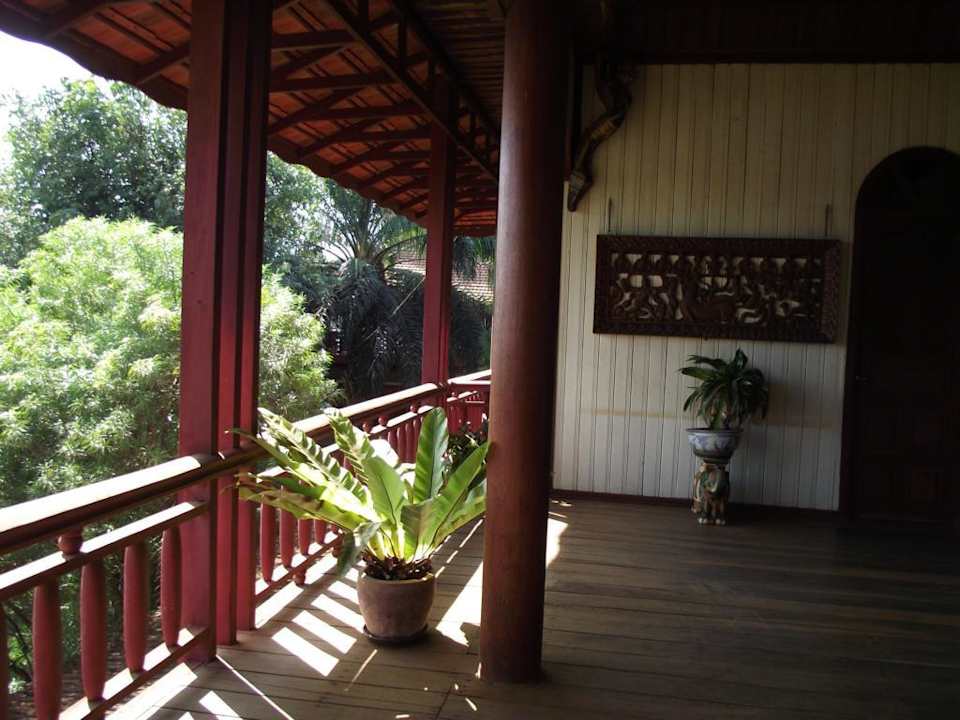 Hauptterrasse Hotel Terres Rouges Lodge