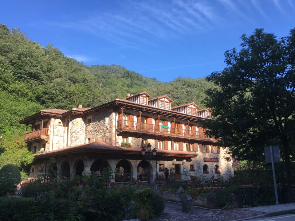 Außenansicht Hotel del Oso
