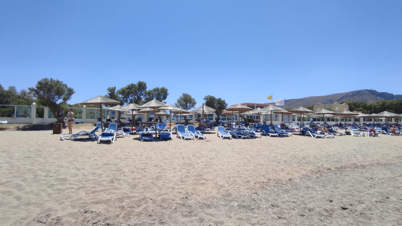 Strand Dessole Dolphin Bay Resort