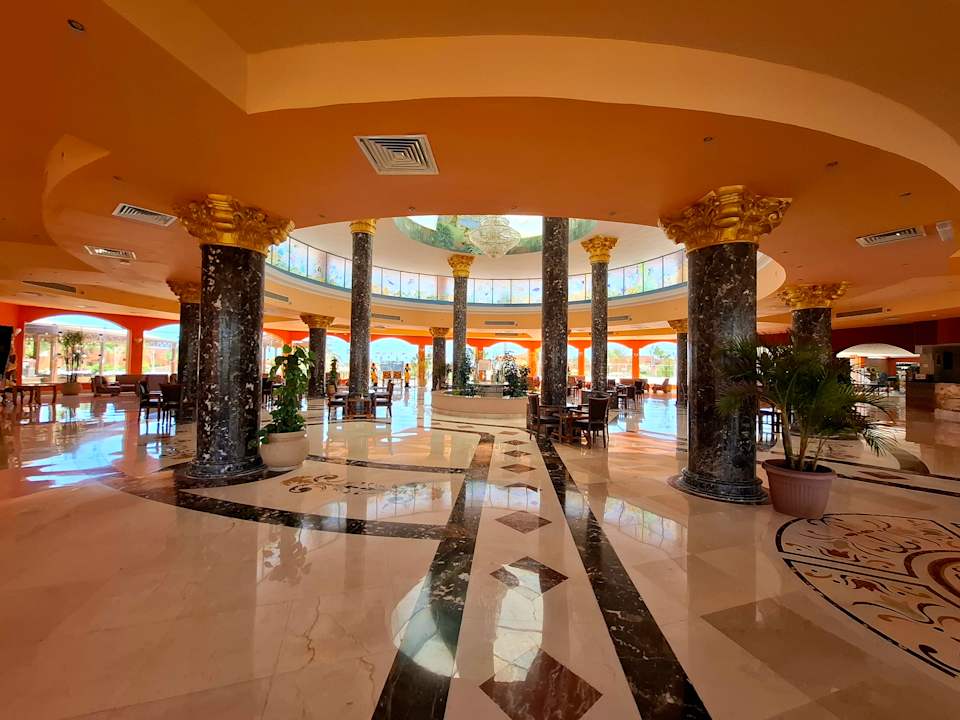 Lobby Three Corners Happy Life Beach Resort