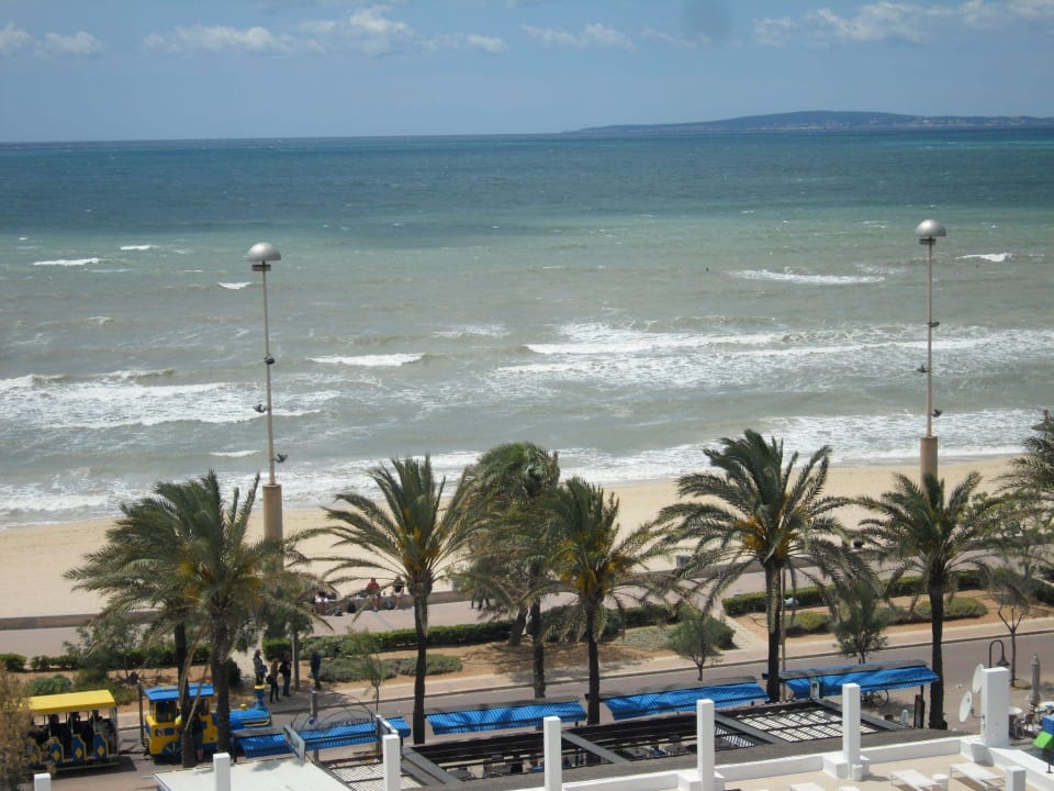 Ausblick Juniosuite Iberostar Waves Bahia de Palma