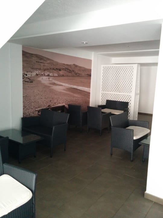 Sitzmöglichkeiten innere Bar Smy Tahona Fuerteventura