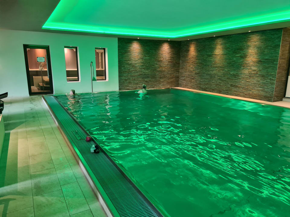 Pool Waldhotel Grüner Baum