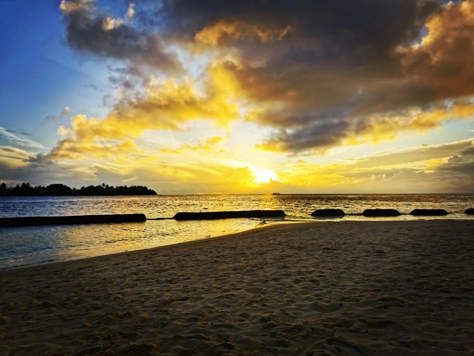 Strand Kuramathi Maldives