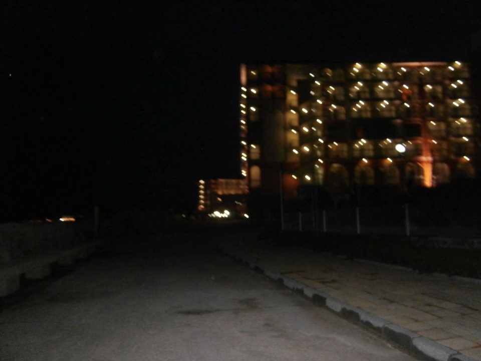 Hotel nocą Sol Luna Bay