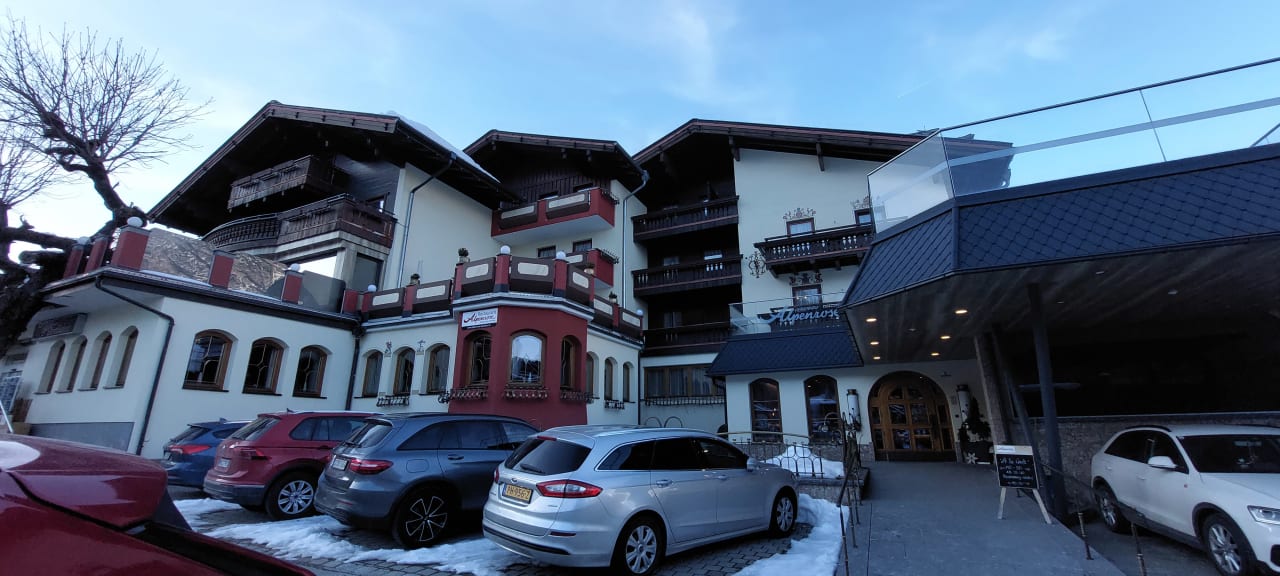 Außenansicht Hotel Alpenrose Pertisau