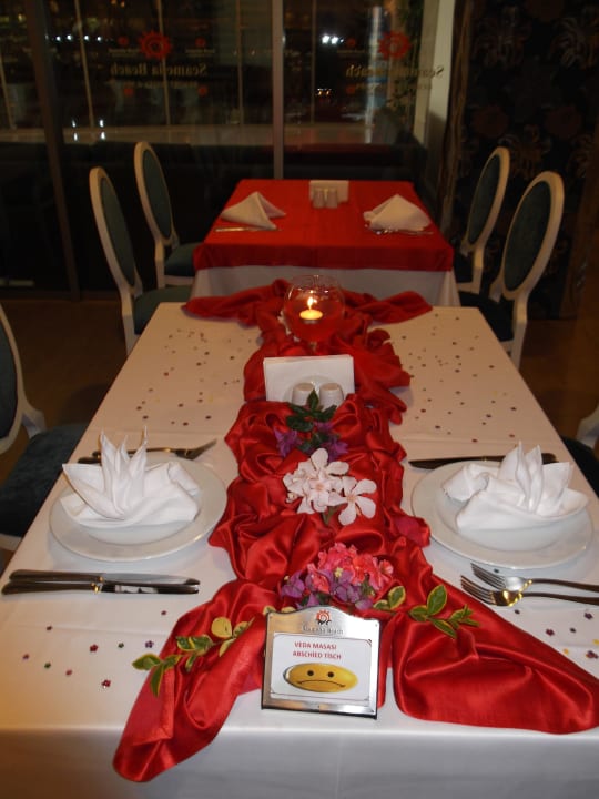 Unser Tisch zum Abschied Seamelia Beach Resort