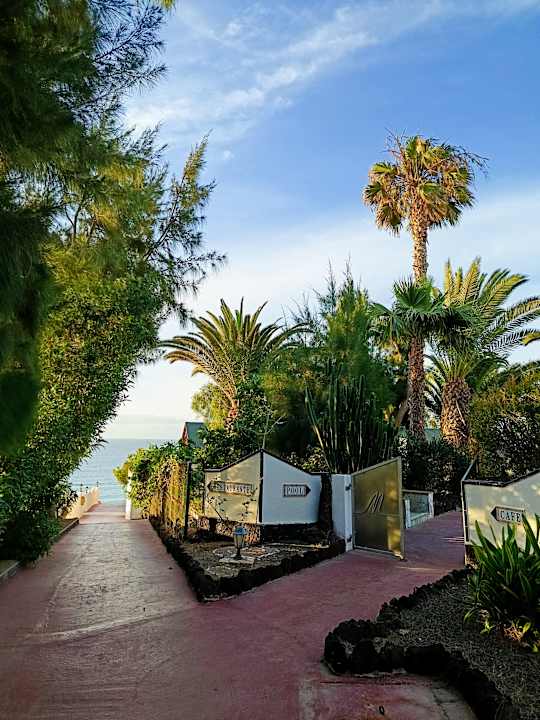 Strand Marina Playa Suite Hotel