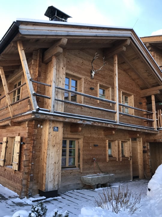 Jagdchalet Frontansicht HochLeger - Chalet Refugium am Berg