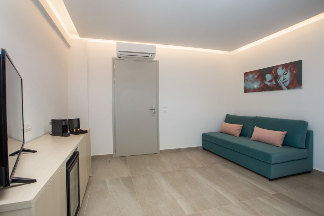 Zimmer Hollywood Inn - Faliraki Adults Only