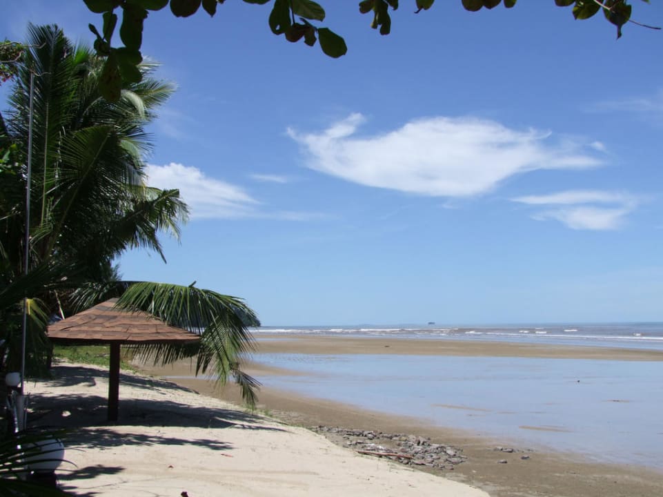 Strand beim Beringgis Hotel Beringgis Beach Resort