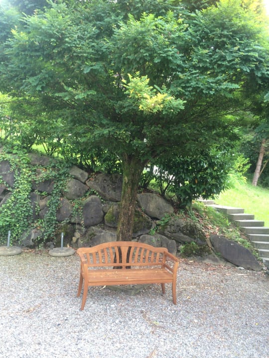 Sitzbank beim Restaurant Seehotel Wilerbad