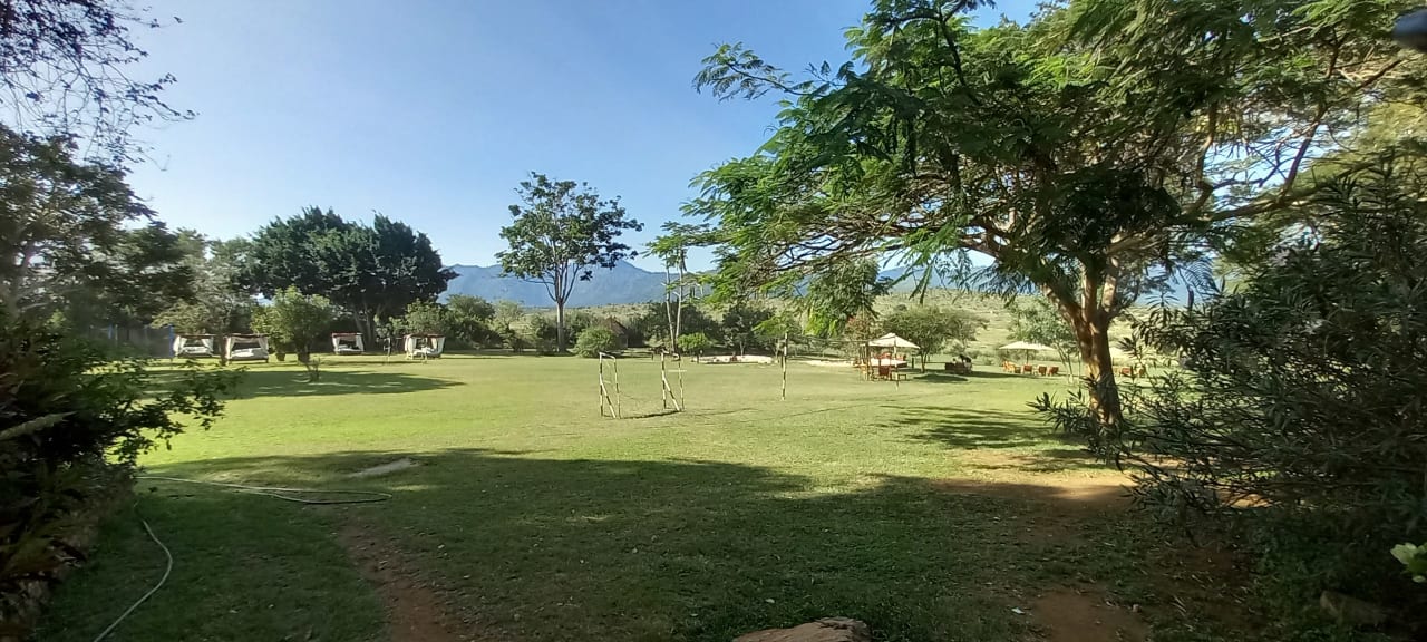 Gartenanlage Taita Hills Safari Resort & Spa
