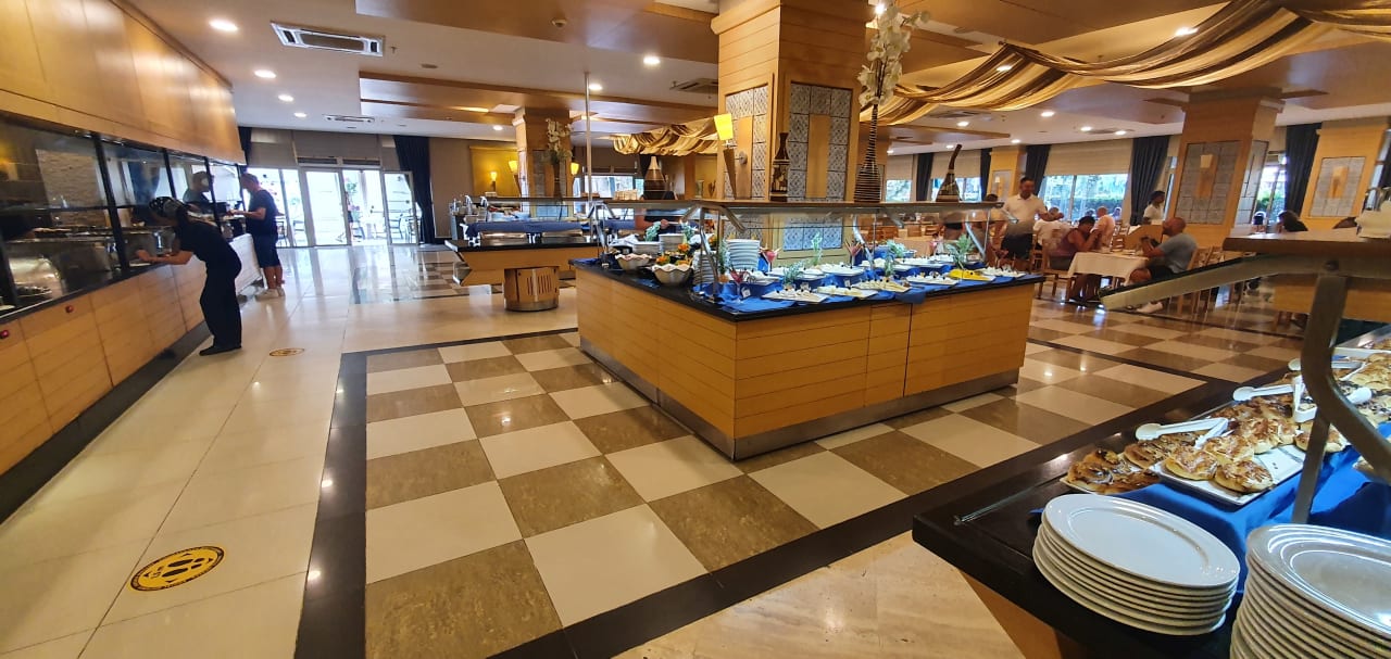 Gastro Can Garden Resort