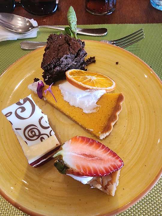 Gastro Kuredu Island Resort & Spa