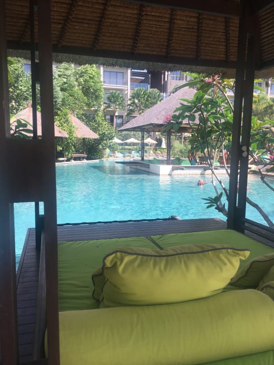 Pool Mövenpick Resort & Spa Jimbaran Bali
