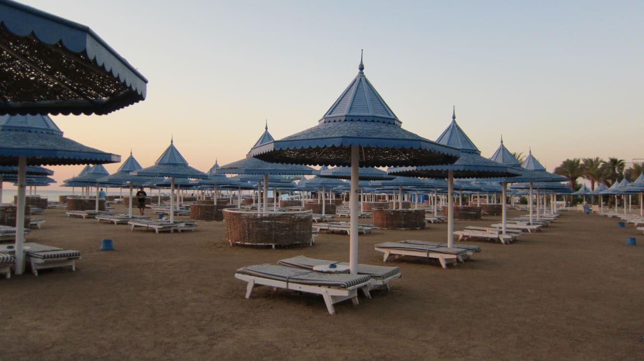 Morgens, noch alles leer The Grand Hotel Hurghada