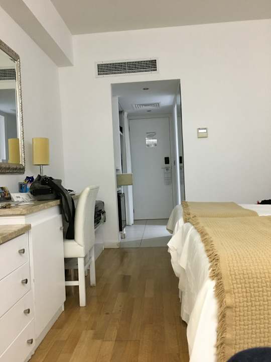 Zimmer Hotel Grecian Sands