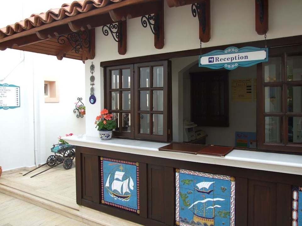 Recepcja Comca Manzara