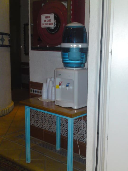 Kostenlos Wasser im Wellnessbereich Bull Escorial & Spa