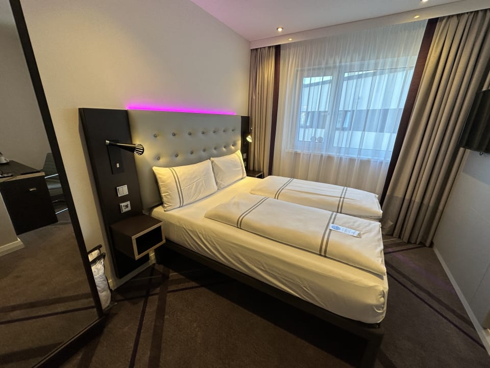 Zimmer Premier Inn Saarbrücken City Congresshalle