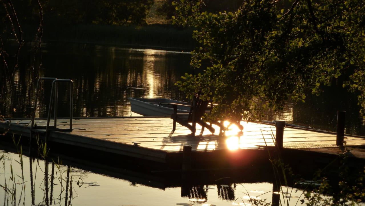 Bootsanleger am Hofsee Gut Gremmelin