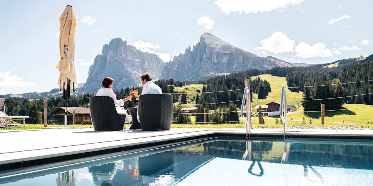 Pool Hotel Saltria - your Alpine experience