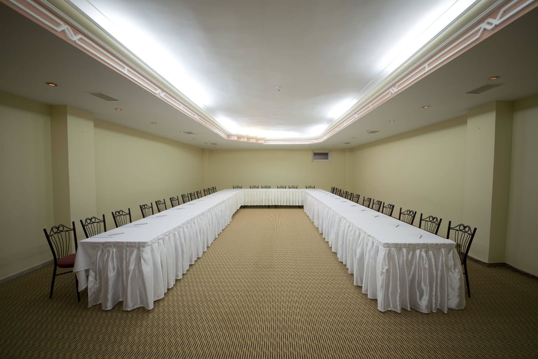 Meeting Room Armas Gül Beach