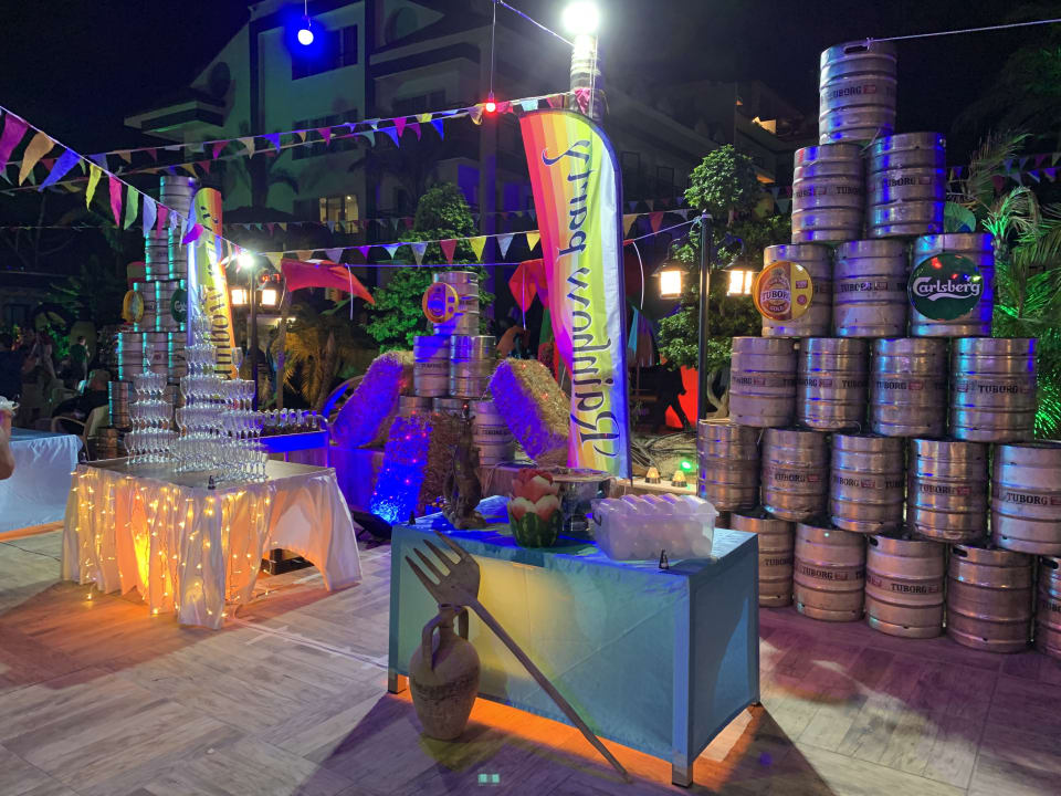 Gartenanlage Dream World Palace Hotel