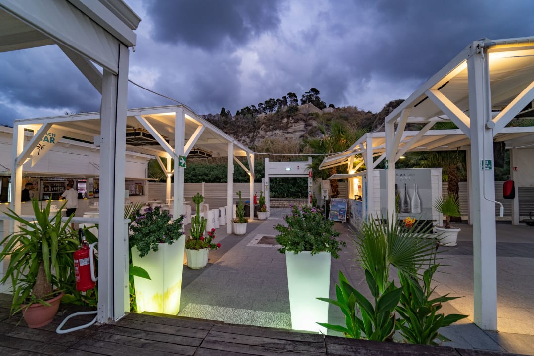 Strand Sentido Michelizia Tropea Resort