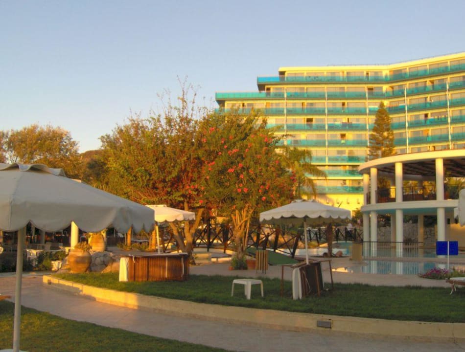 Aussenbereich Hotel Calypso Beach