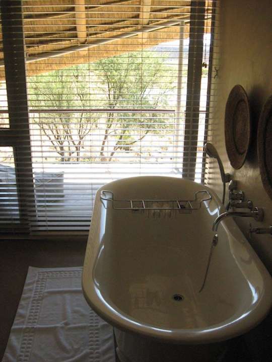 Badezimmer der Suite Sanbona Wildlife Reserve - Gondwana Lodge