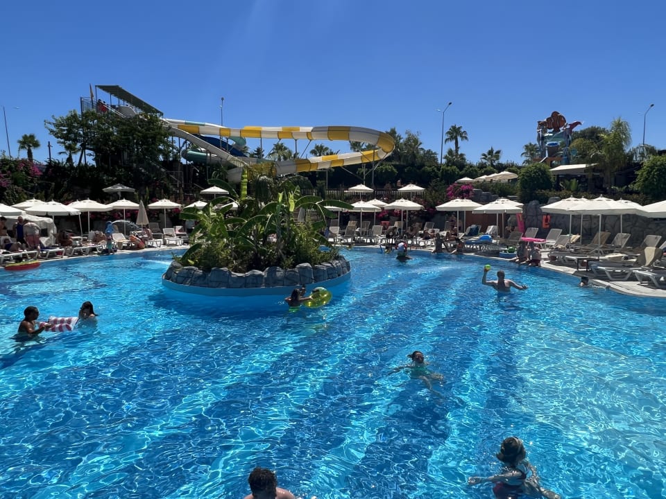 Pool Arnor de Luxe Hotel & Spa