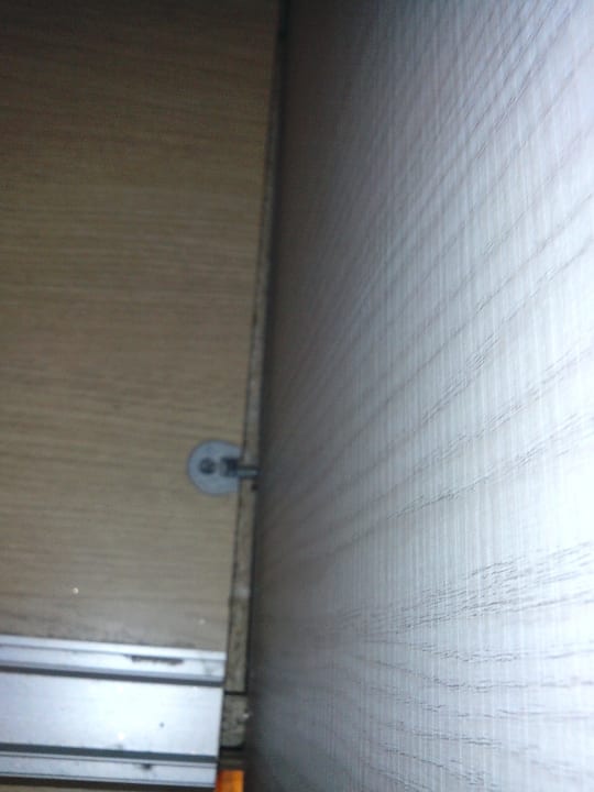 R.1313 Neuer Schrank Apartamentos Koka