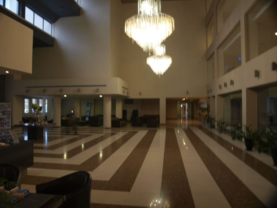 Empfangshalle Hotel Capital Coast Resort & Spa