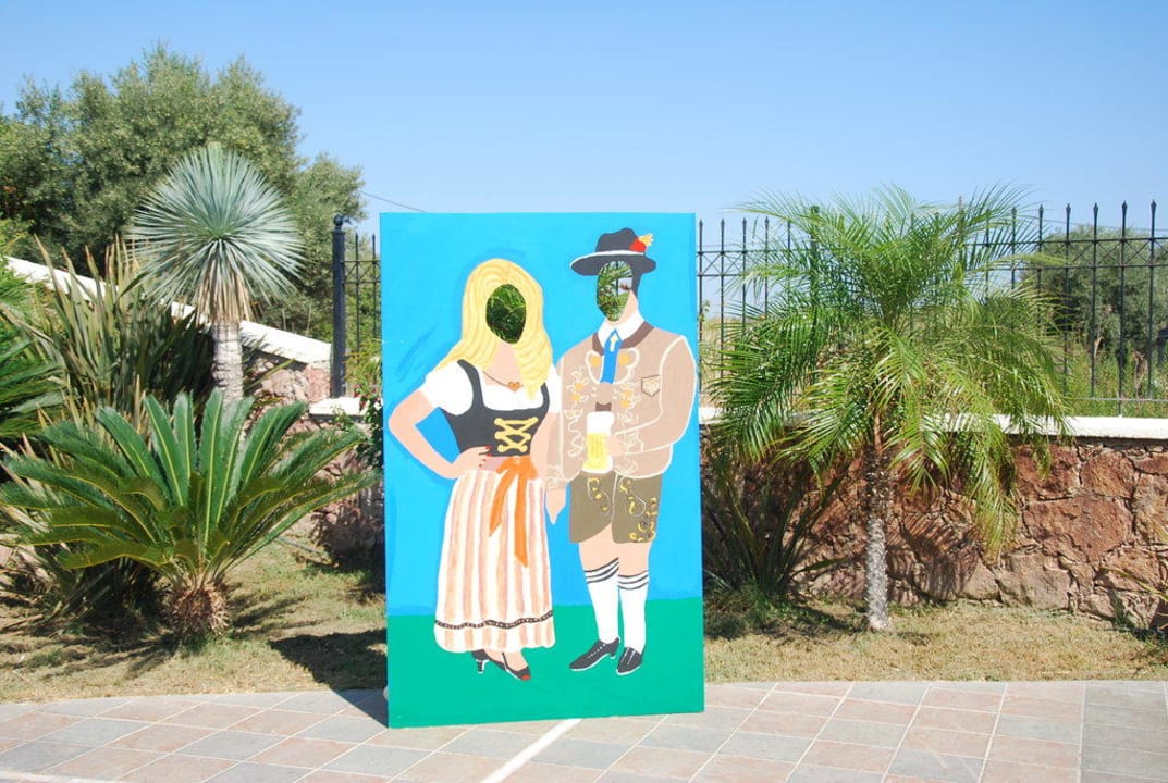 Wiesentracht  Atlantica Mikri Poli Rhodes
