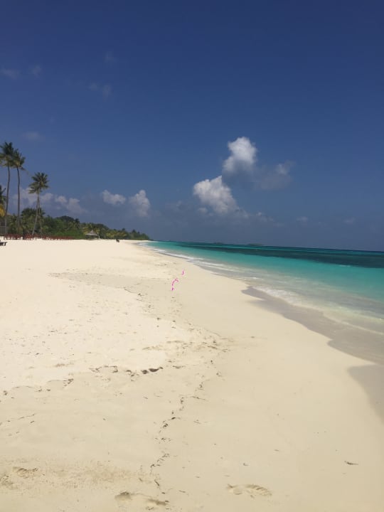 Strand Kuredu Island Resort & Spa
