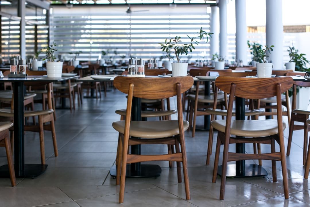 Gastro Crystal Springs Beach Hotel