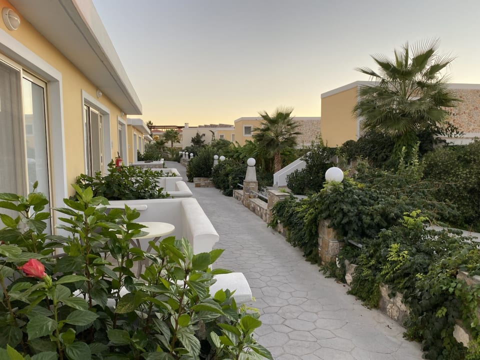 Außenansicht Hotel Kouros Palace