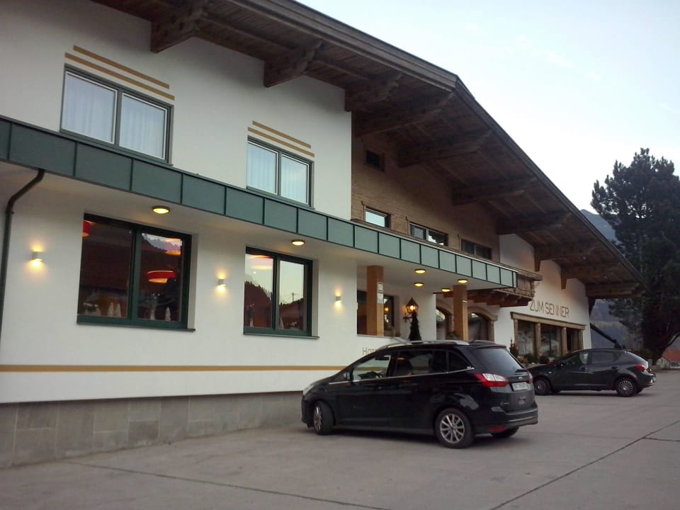 Vorderansicht Hotel Zum Senner Zillertal - Adults only
