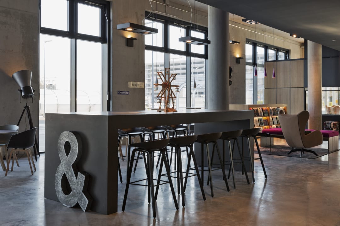 Lobby MOXY Vienna Airport