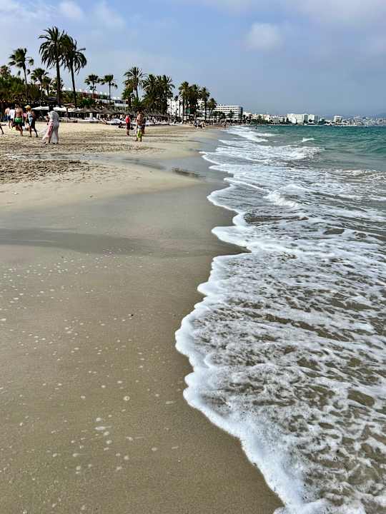 Strand Club Can Bossa
