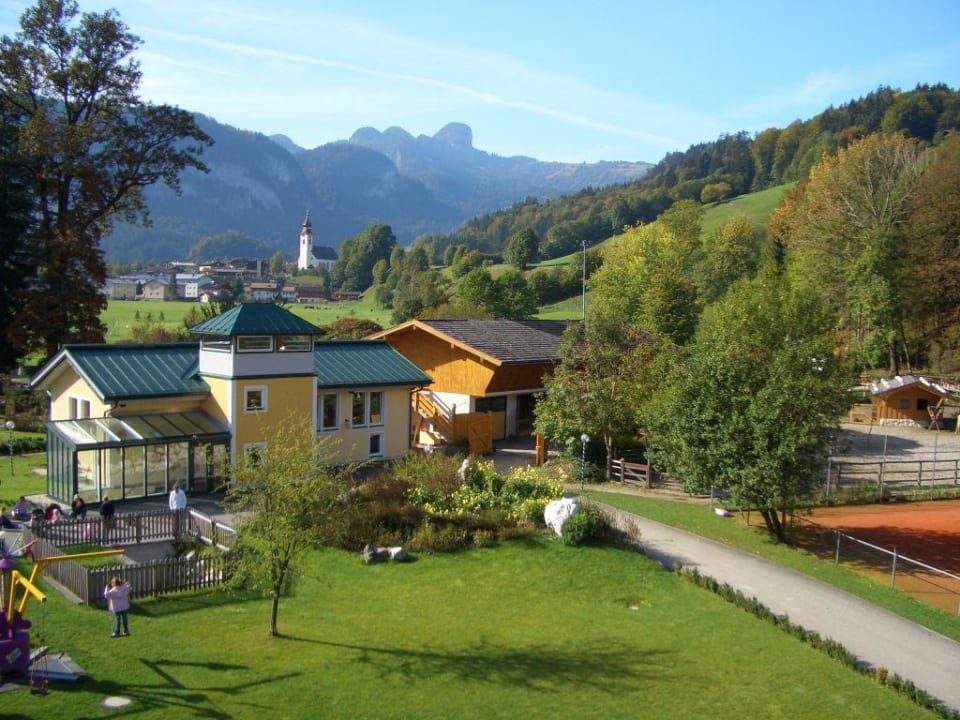 Blick aus dem Sonnenbogen POST Family Resort