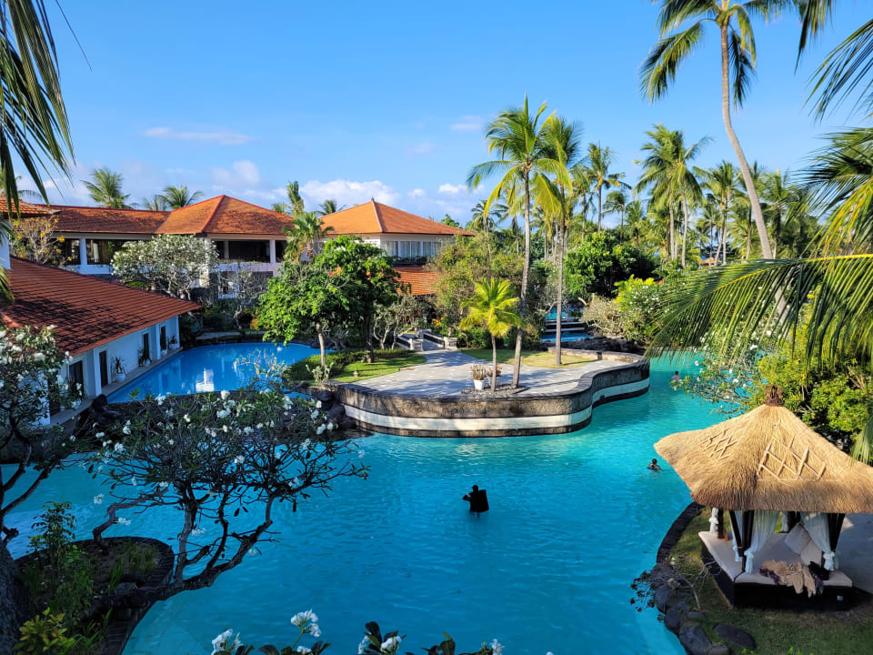 Pool The Laguna A Luxury Collection Resort & Spa