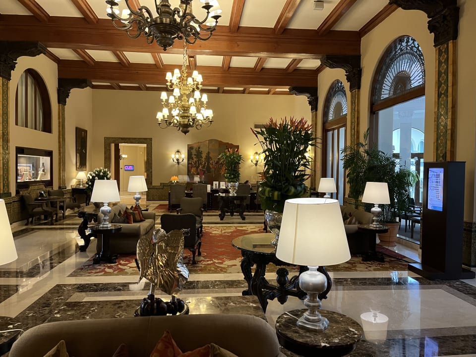 Lobby Hotel Country Club Lima