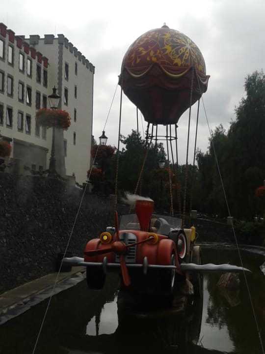 Außenansicht Heide Park Abenteuerhotel