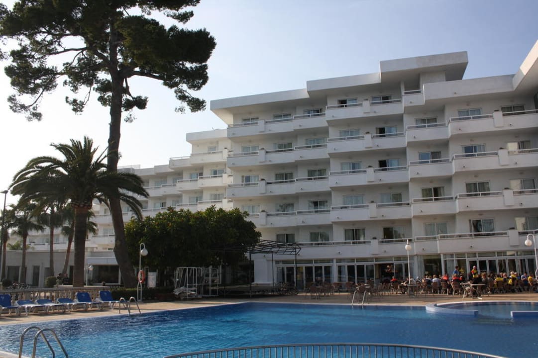Los Principes vom Pool aus Grupotel Los Principes & Spa