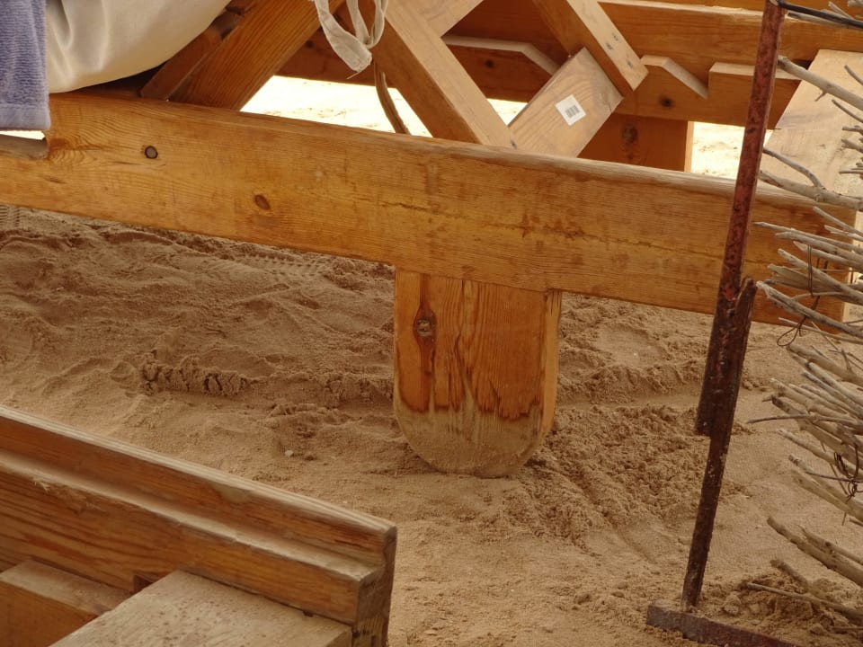 Stabile Holzliegen Hotel Sheraton Soma Bay Resort