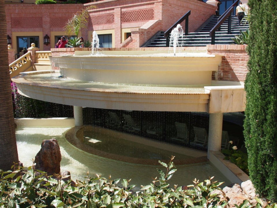 Fontanna, poniżej SPA Iberostar Waves Málaga Playa