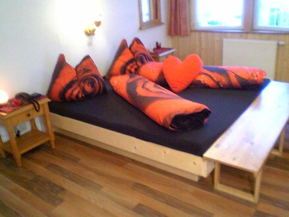 Unsere grosszügige Schlafgelegenheit.. Hotel Adler